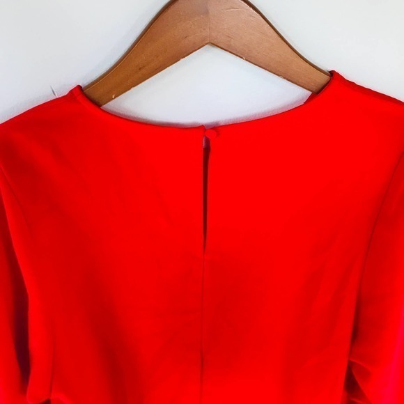 H&M Red Mock Neck Pearl Cuff Shift Dress Size 6 - Picture 9 of 10